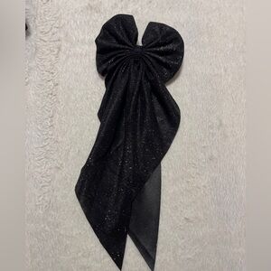 Medium/Large glitter bows!
